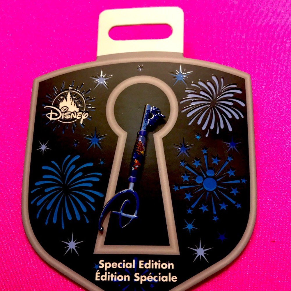 Special Edition from Disneyland clip clothing